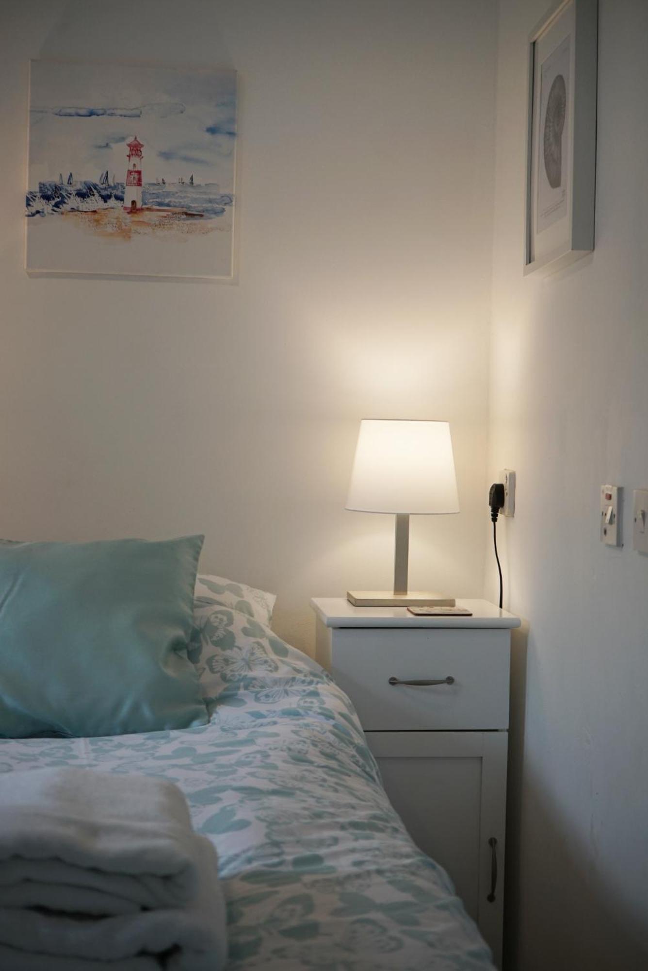 Golden Acre Jurassic Coastal ,eype Holiday home