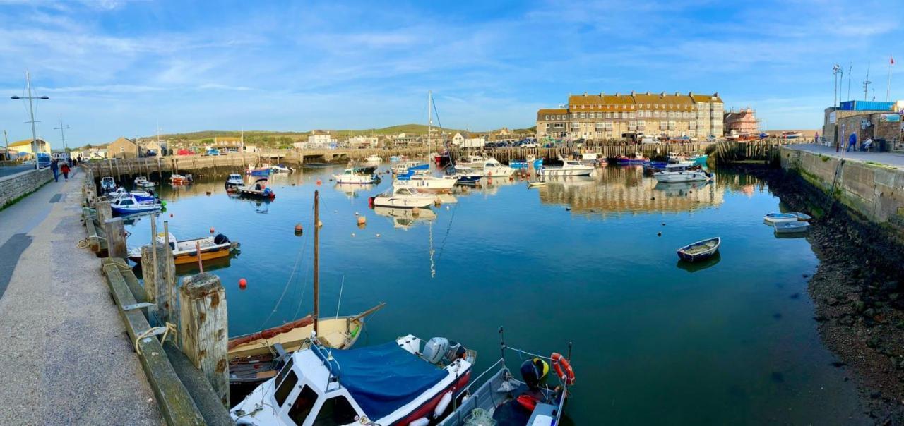 Golden Acre Jurassic Coastal ,eype Bridport