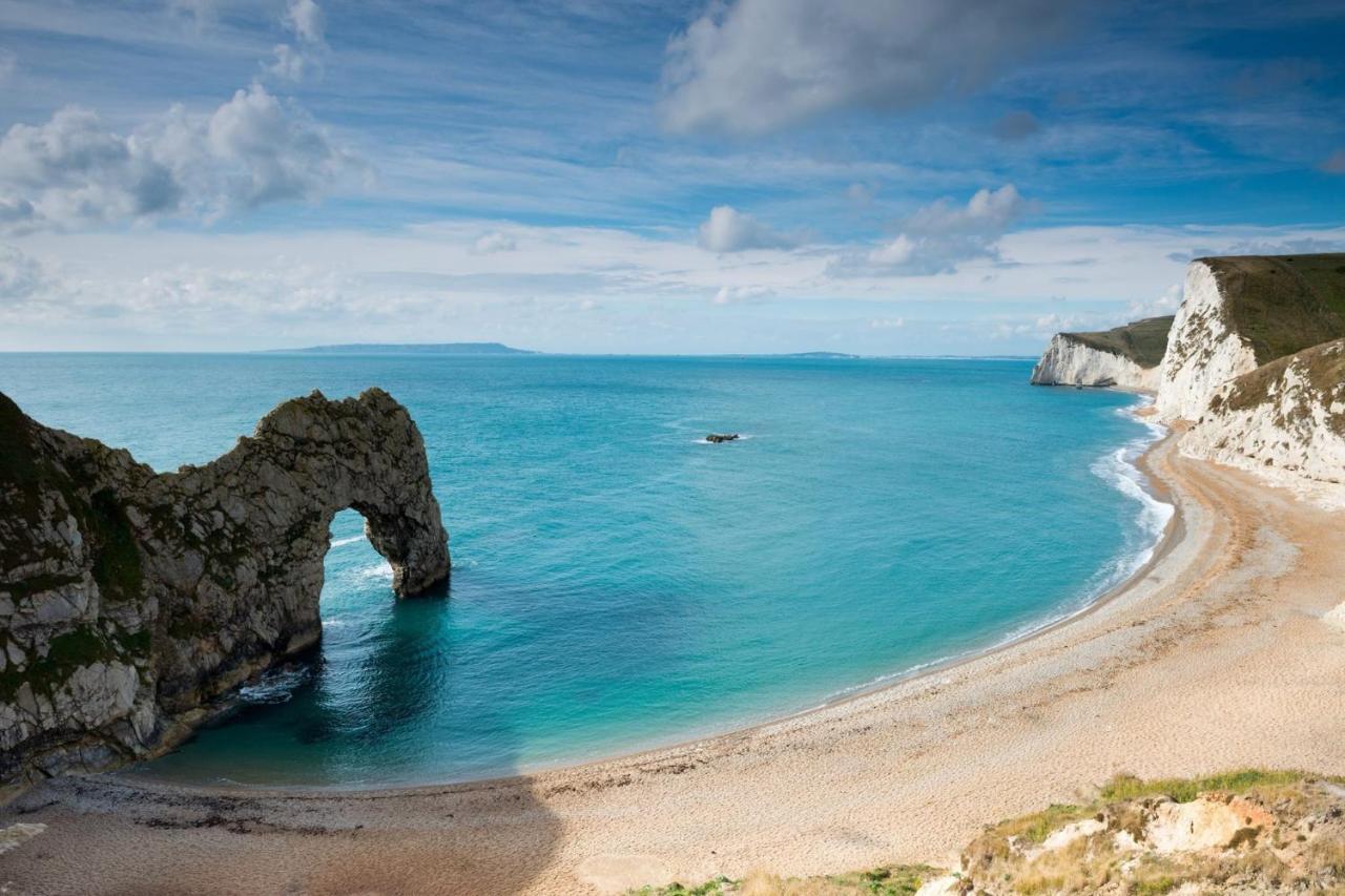Golden Acre Jurassic Coastal ,eype Holiday home *