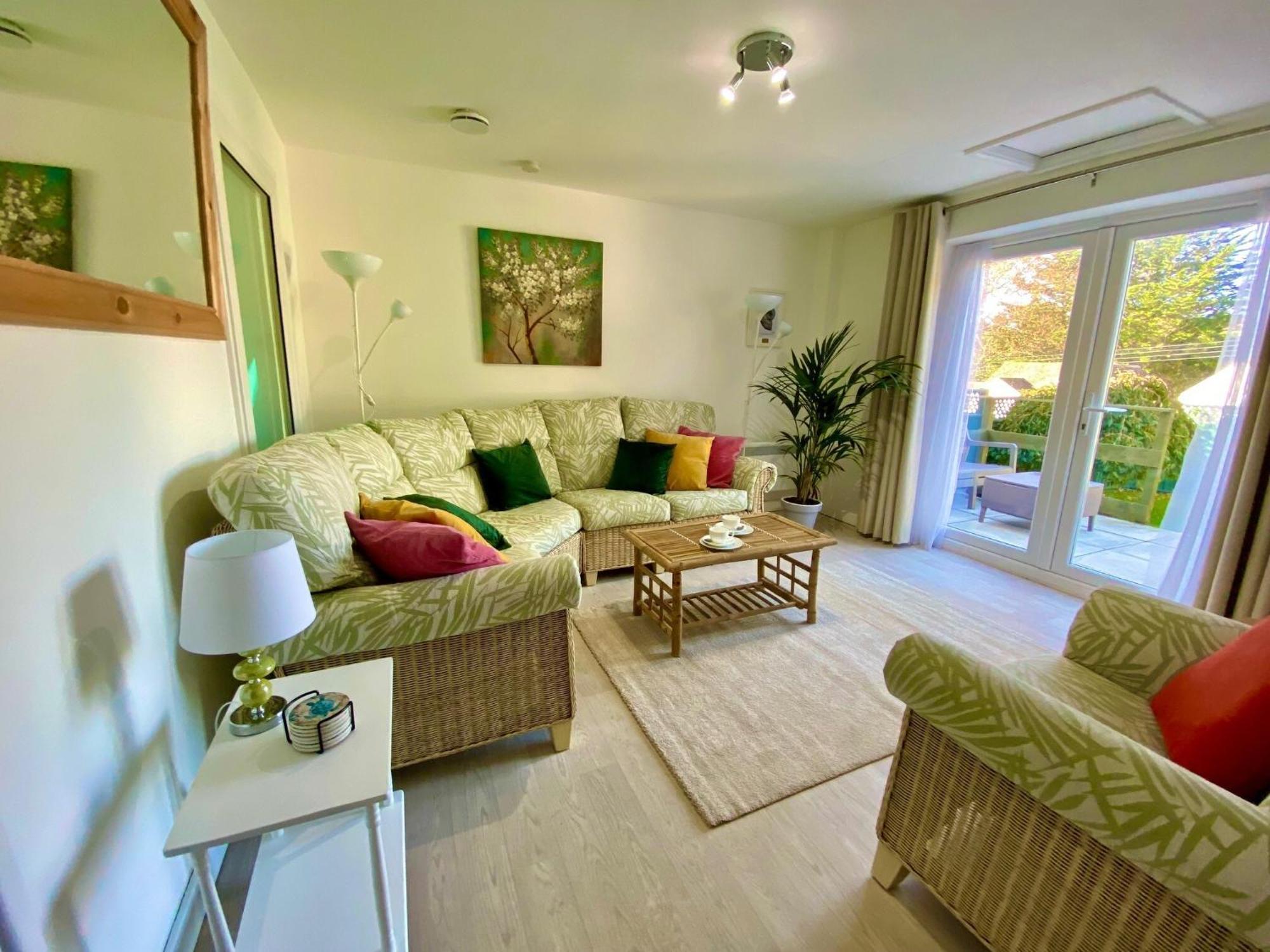 Golden Acre Jurassic Coastal ,eype Holiday home Bridport