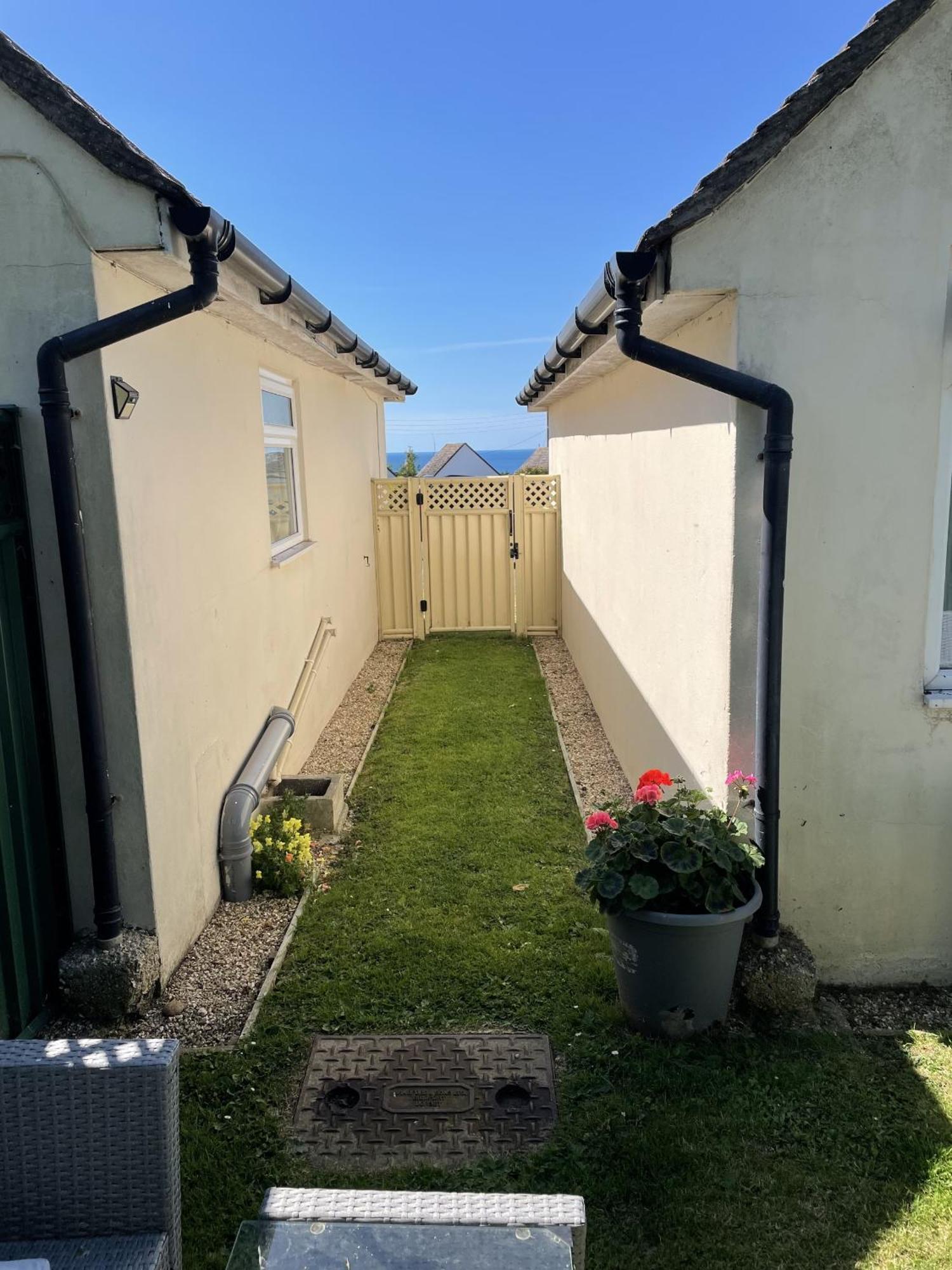 Golden Acre Jurassic Coastal ,eype Holiday home Bridport